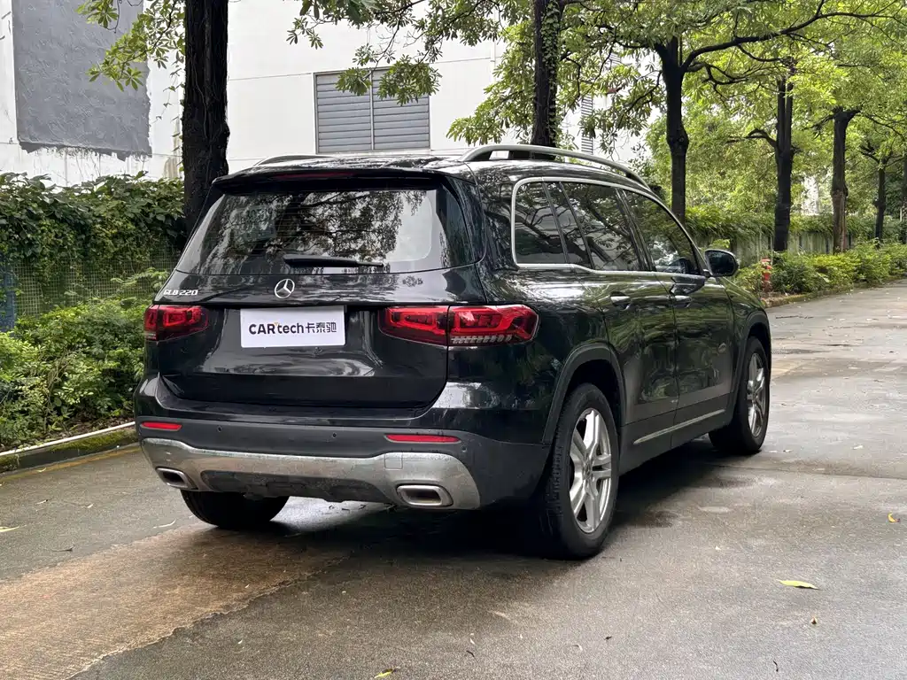 Mercedes-Benz GLB 2022