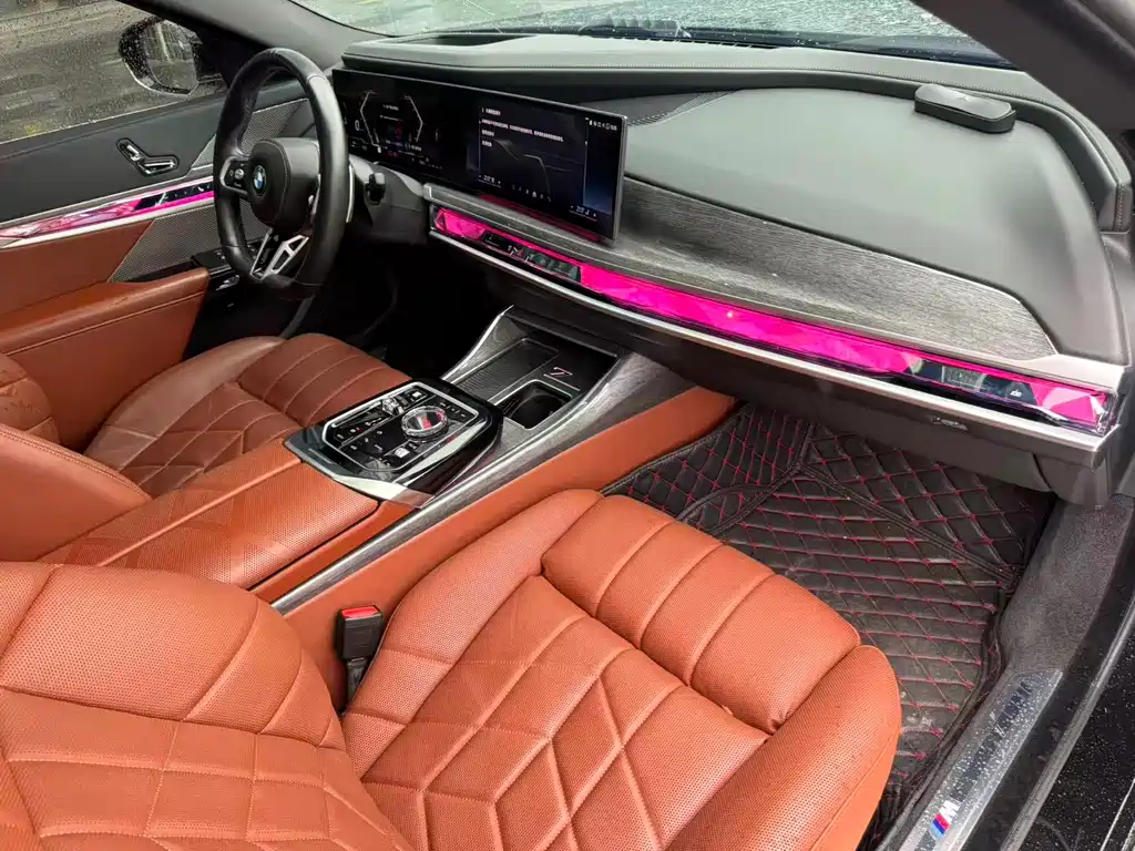 BMW 7 Series 2024 — фото 17