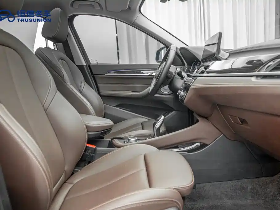 BMW X1 2021 — фото 15