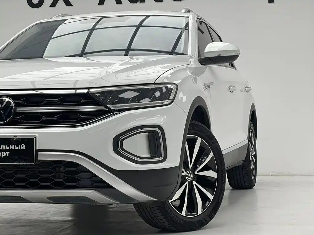Volkswagen T-Roc 2023