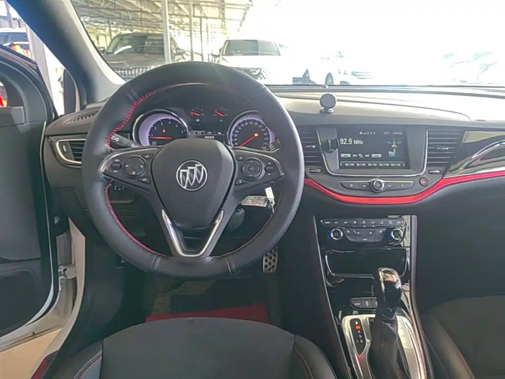Buick Verano 2019 — фото 11