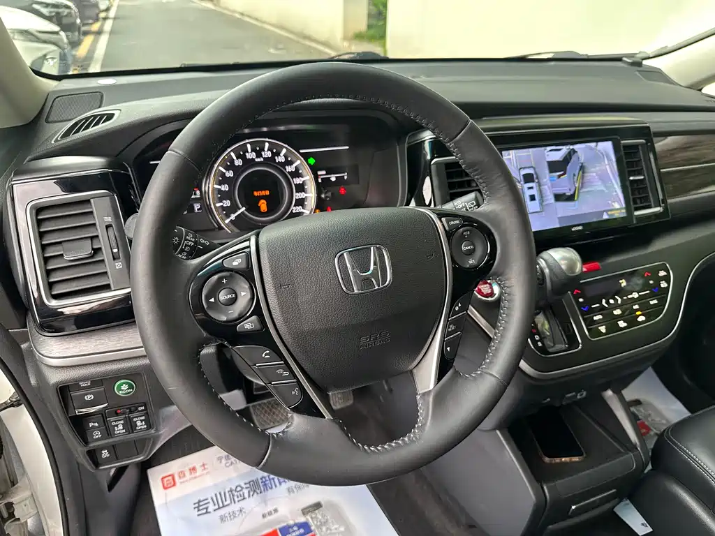 Honda Elysion 2018 — фото 5