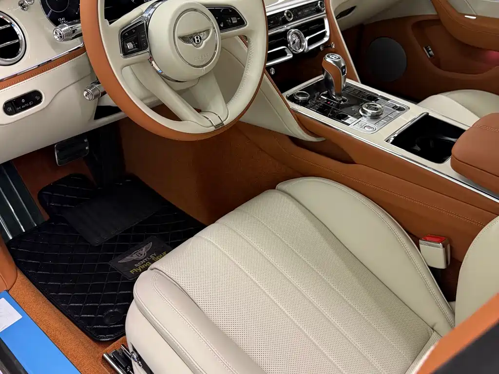 Bentley Flying Spur — фото 8