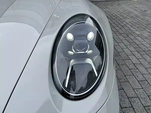 Porsche 911 2023