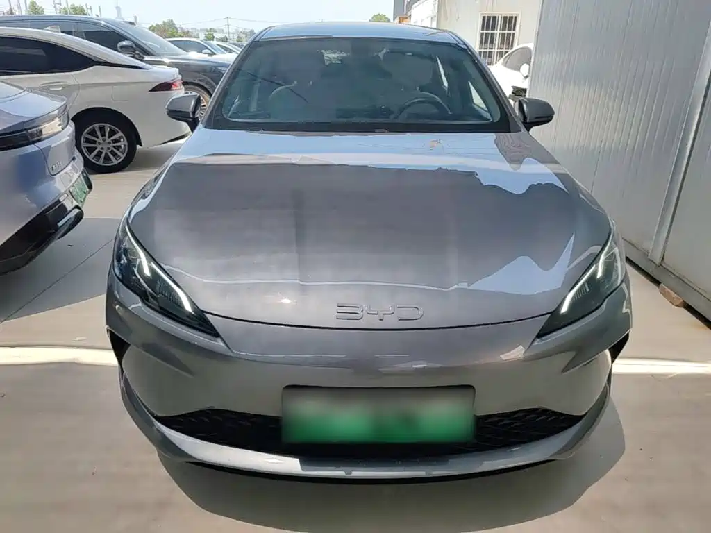 BYD Seal 05 DM-i 2025 — фото 3