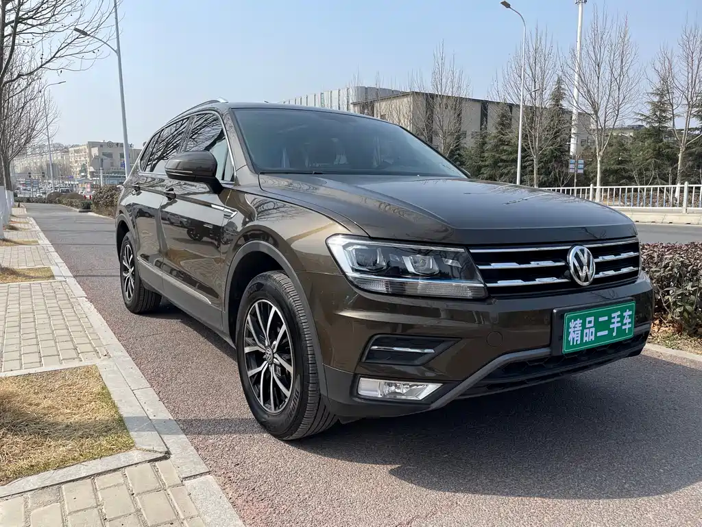 Volkswagen Tiguan L 2018 — фото 3