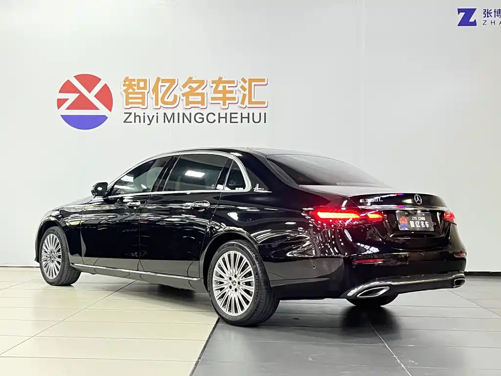Mercedes-Benz E-Class 2020 — фото 9