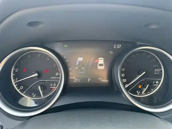 Toyota Camry 2019