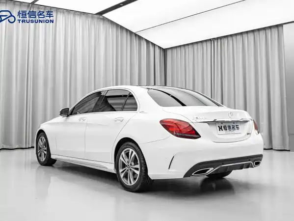 Mercedes-Benz C-Class 2021