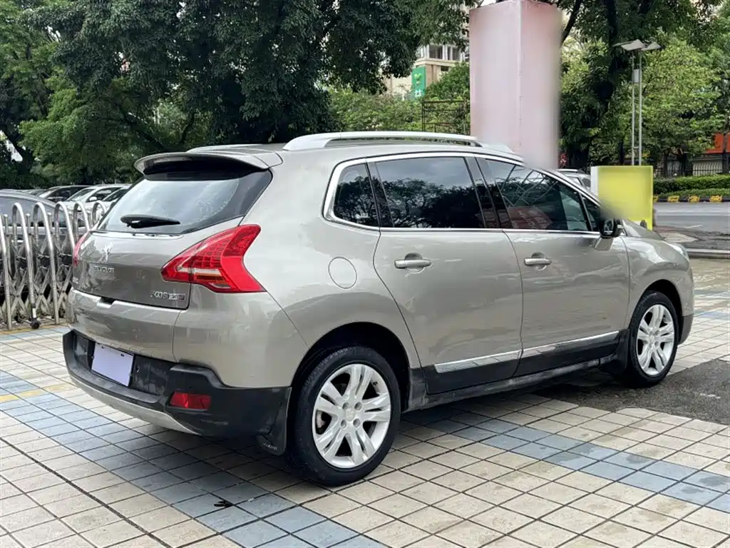 Peugeot 3008 2015 — фото 12