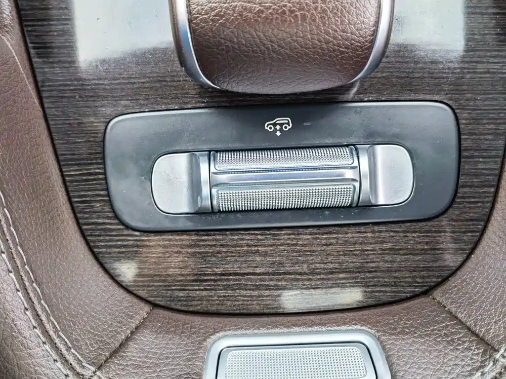 Mercedes-Benz GLE 2020 — фото 31