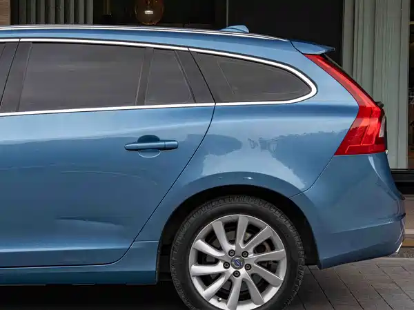 Volvo V60 2016