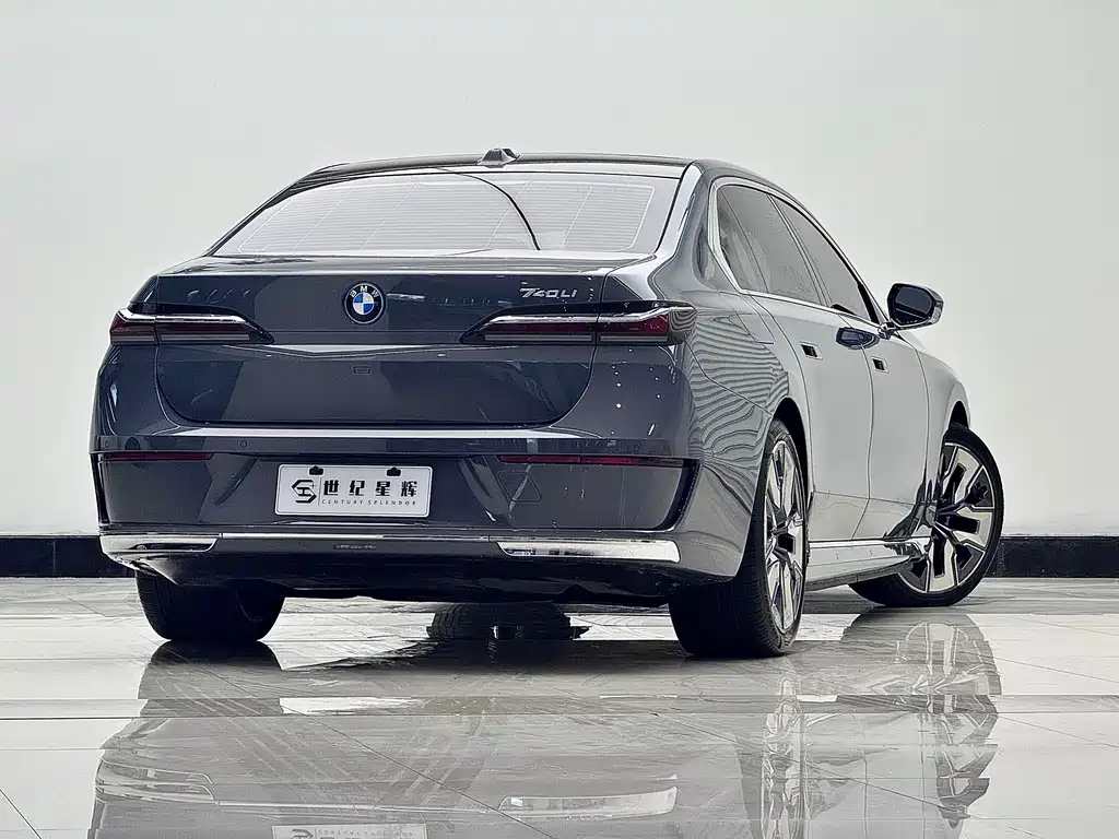 BMW i7 2023 — фото 6