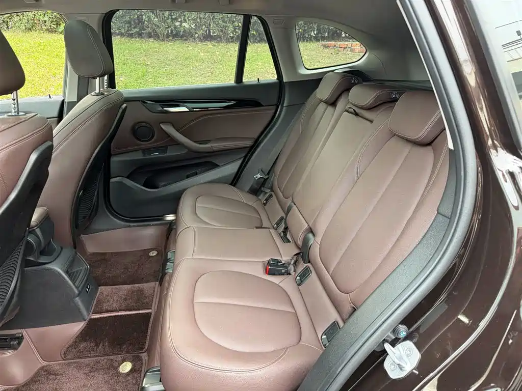 BMW X1 2020 — фото 10