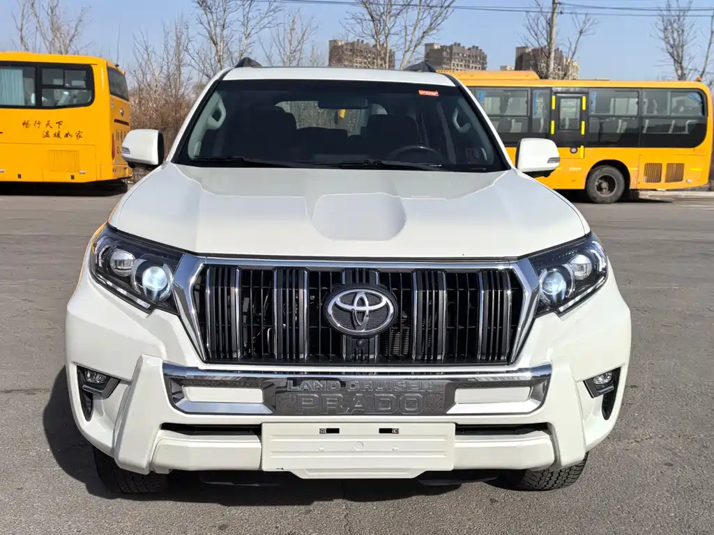 Toyota Prado 2019 — фото 3