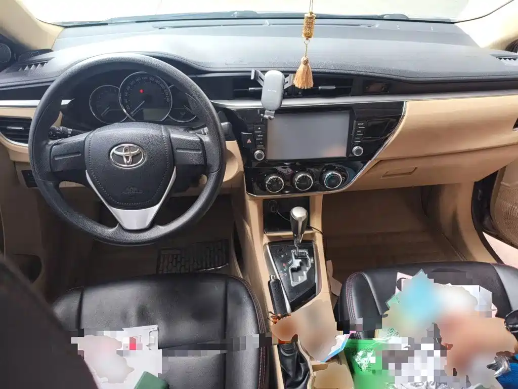 Toyota Corolla 2015