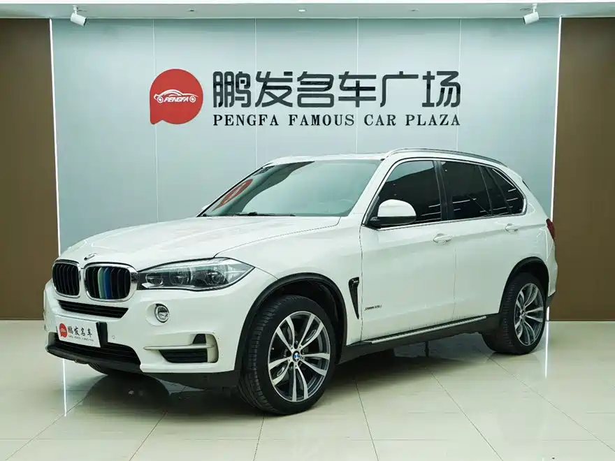 BMW X5 2015 — фото 1
