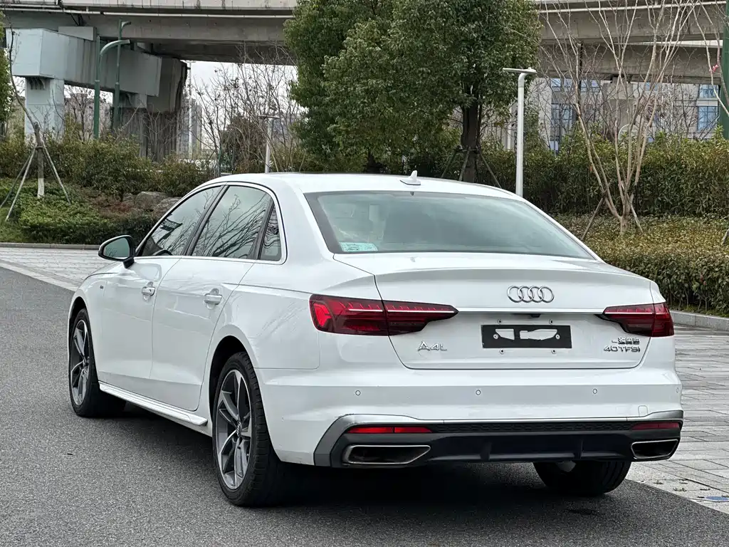 Audi A4L 2020 — фото 4