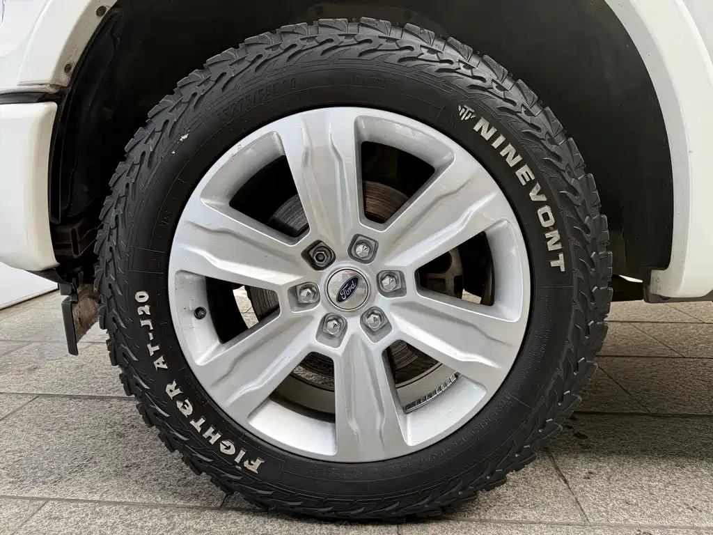 Ford F-150 Raptor 2018 — фото 26