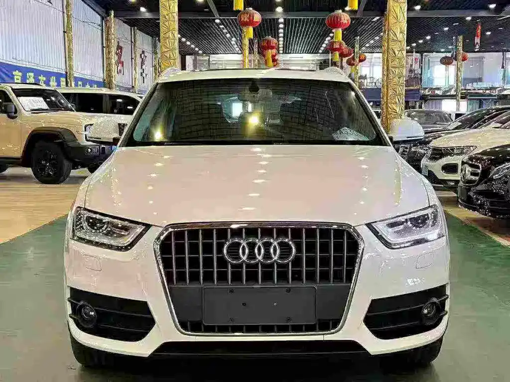 Audi Q3 2015