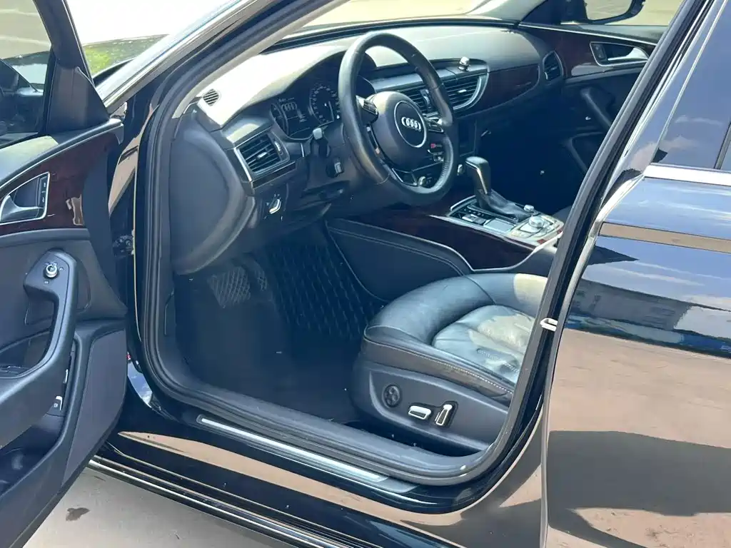 Audi A6L New Energy 2019 — фото 7
