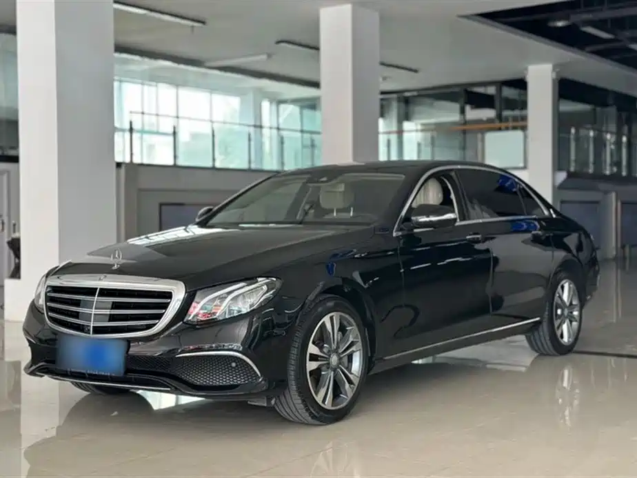 Mercedes-Benz E-Class 2016 — фото 1