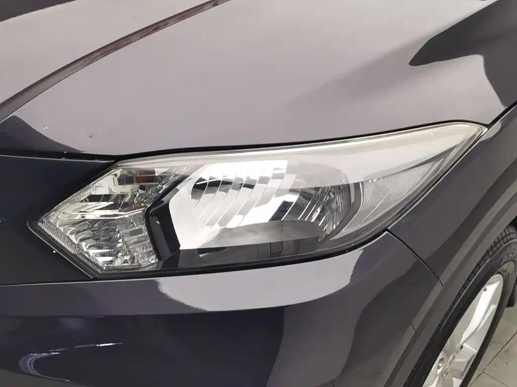 Honda Vezel 2015