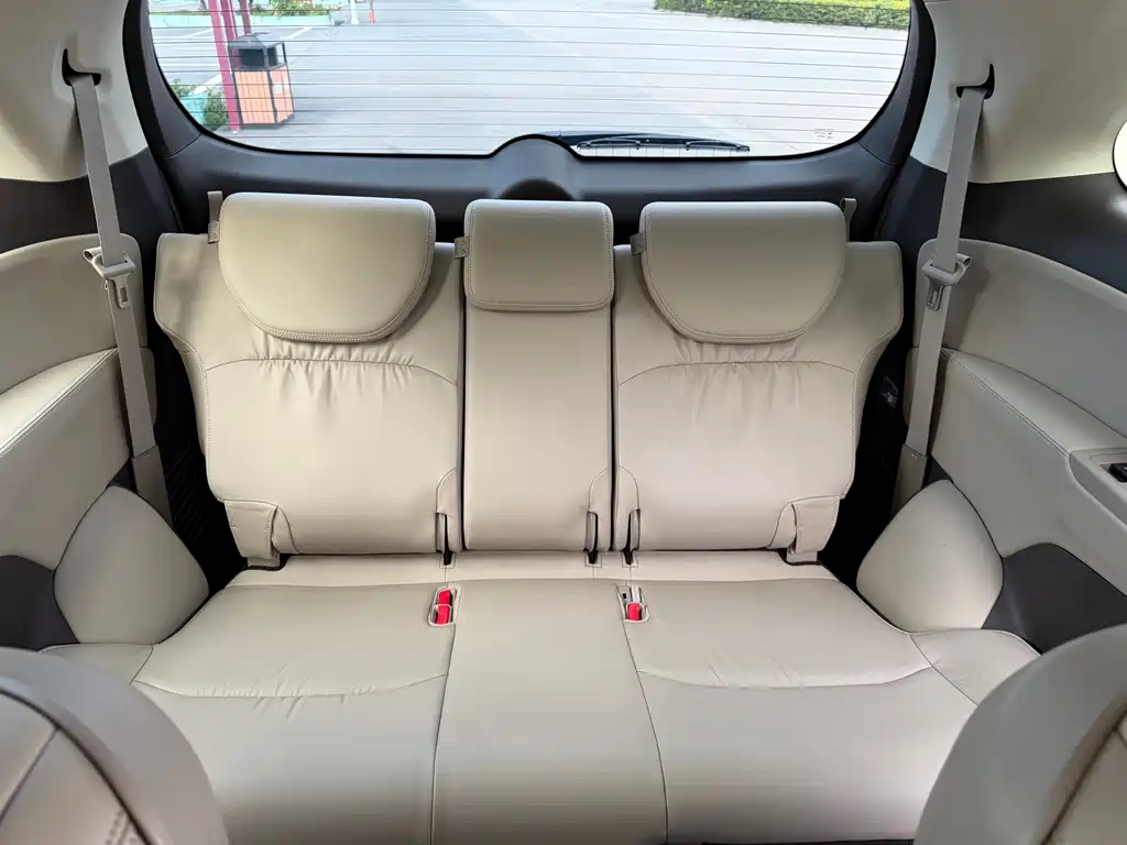 Honda Odyssey 2016 — фото 25