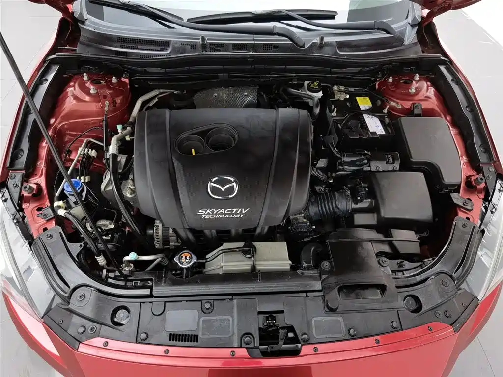 Mazda 3 Axela 2016 — фото 6