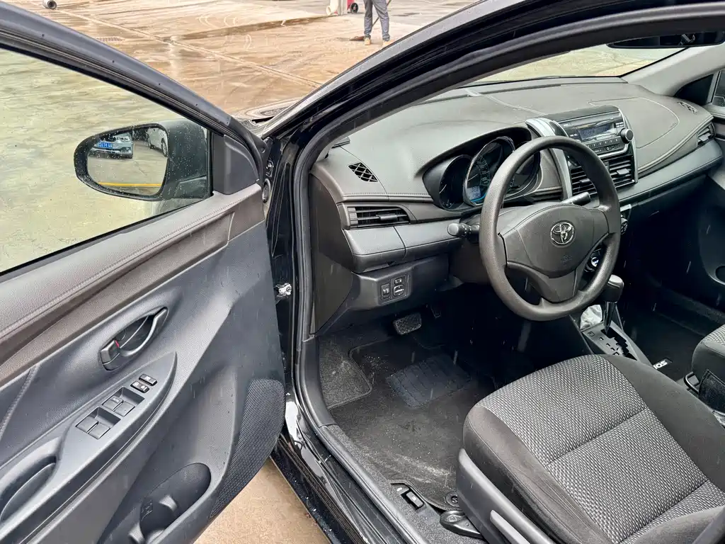 Toyota Vios 2016 — фото 13