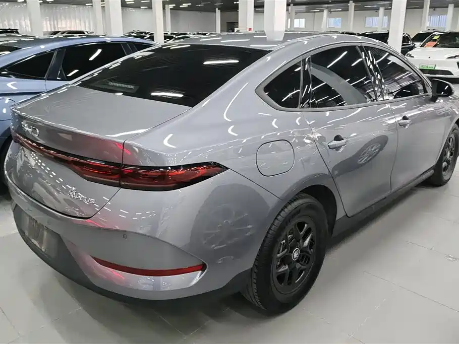 BYD Qin PLUS 2025 — фото 3