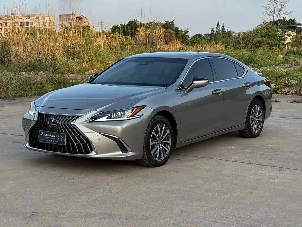 Lexus ES 2023 — фото 3