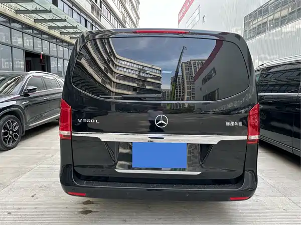 Mercedes-Benz V-Class 2017