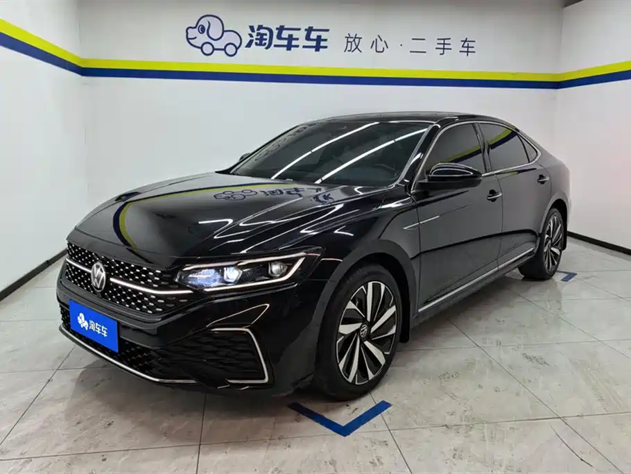 Volkswagen Passat 2022