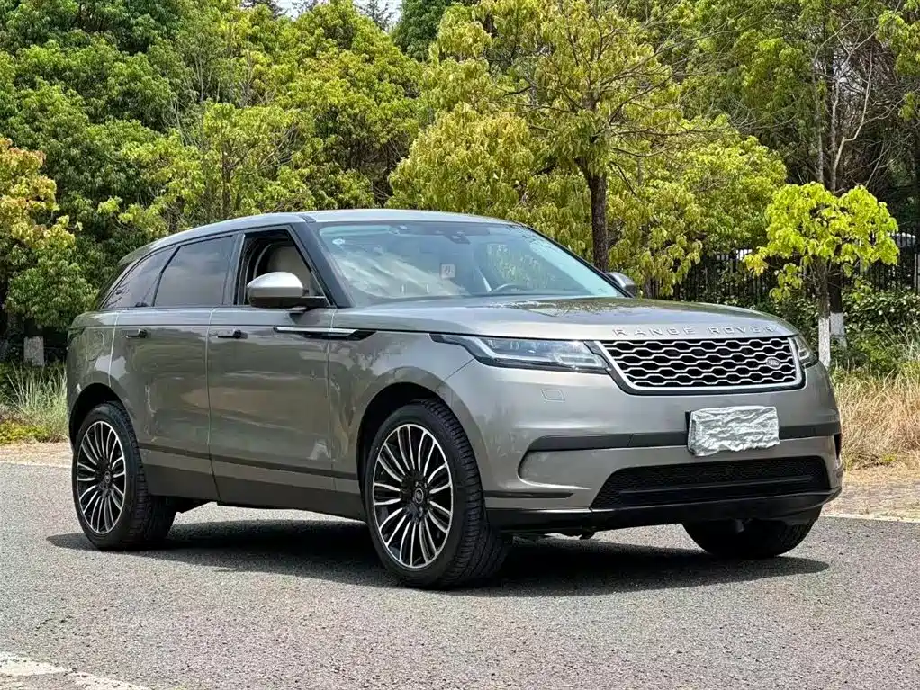 Land Rover Velar 2018 — фото 1