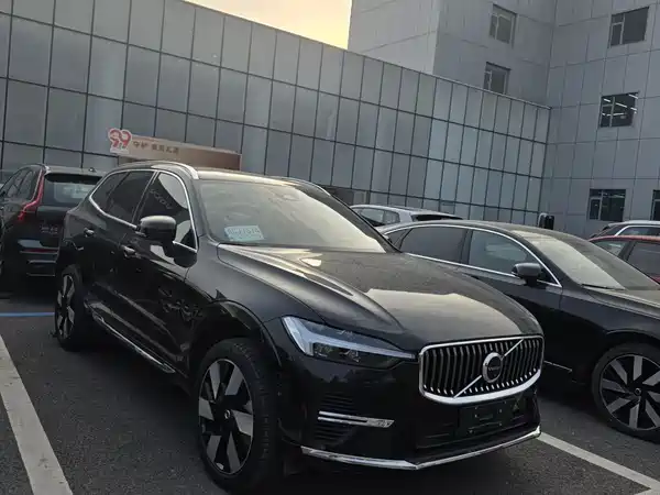 Volvo XC60 Plug-In Hybrid 2026