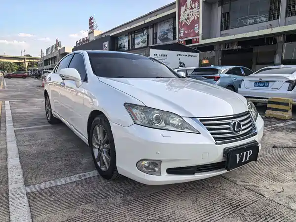 Lexus ES 2012