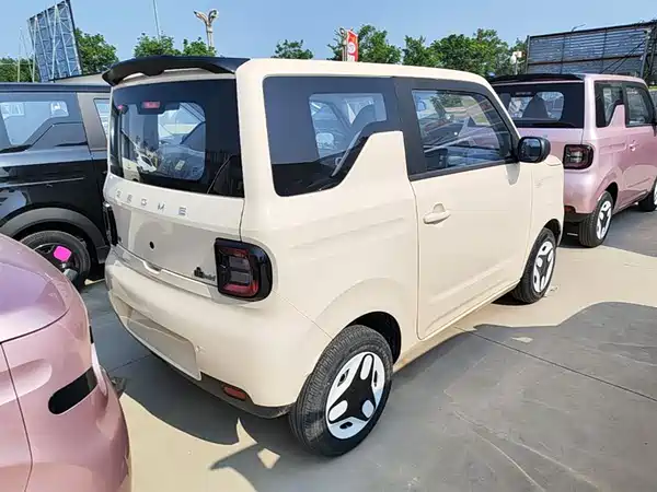 Geely Galaxy Panda 2025
