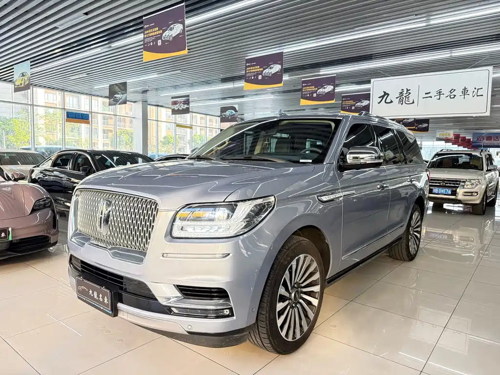 Lincoln Navigator 2019 — фото 1