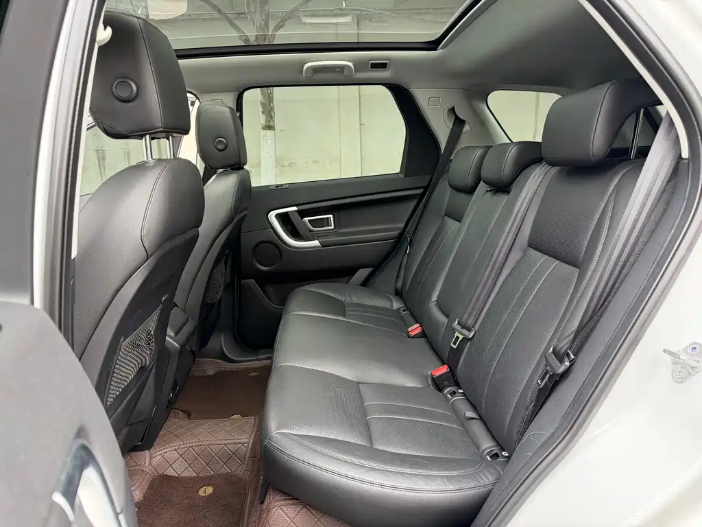Land Rover Discovery Sport 2019 — фото 13