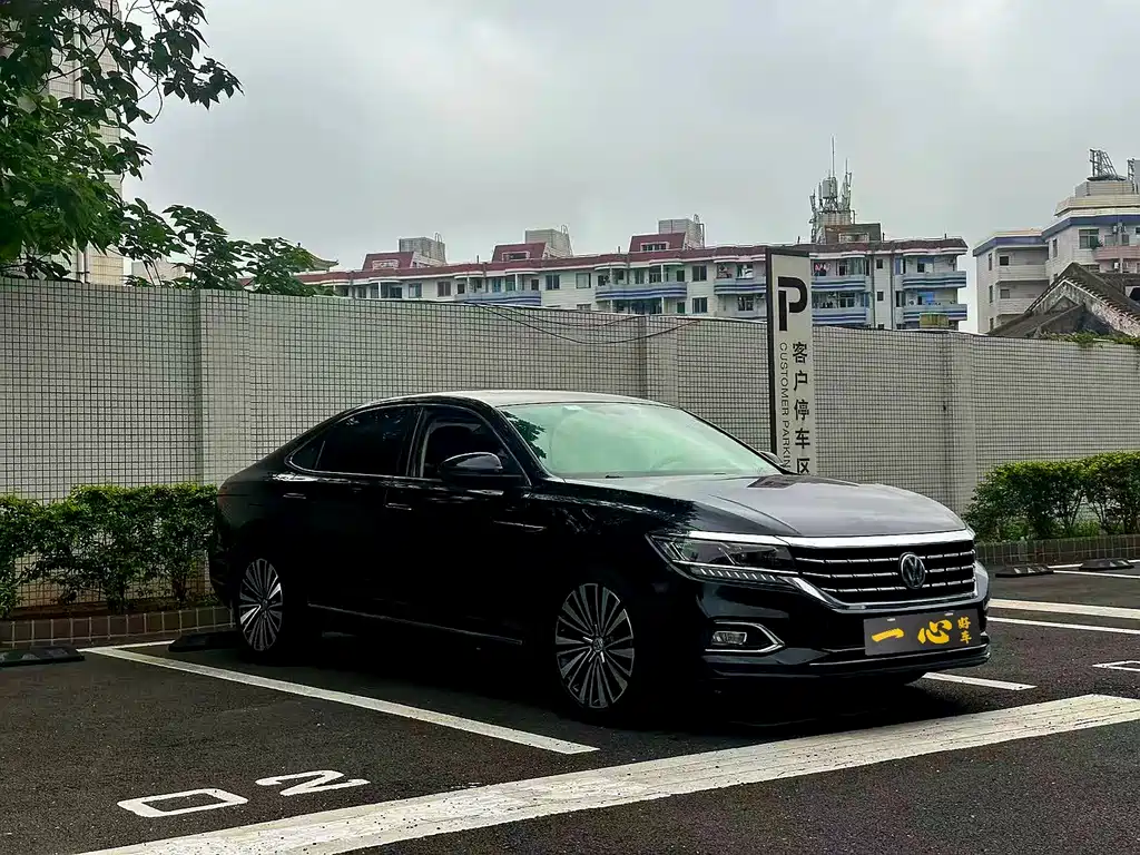 Volkswagen Passat 2019 — фото 3