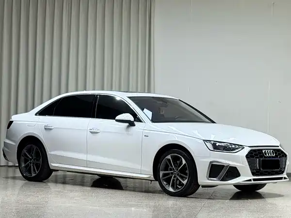 Audi A4L 2020
