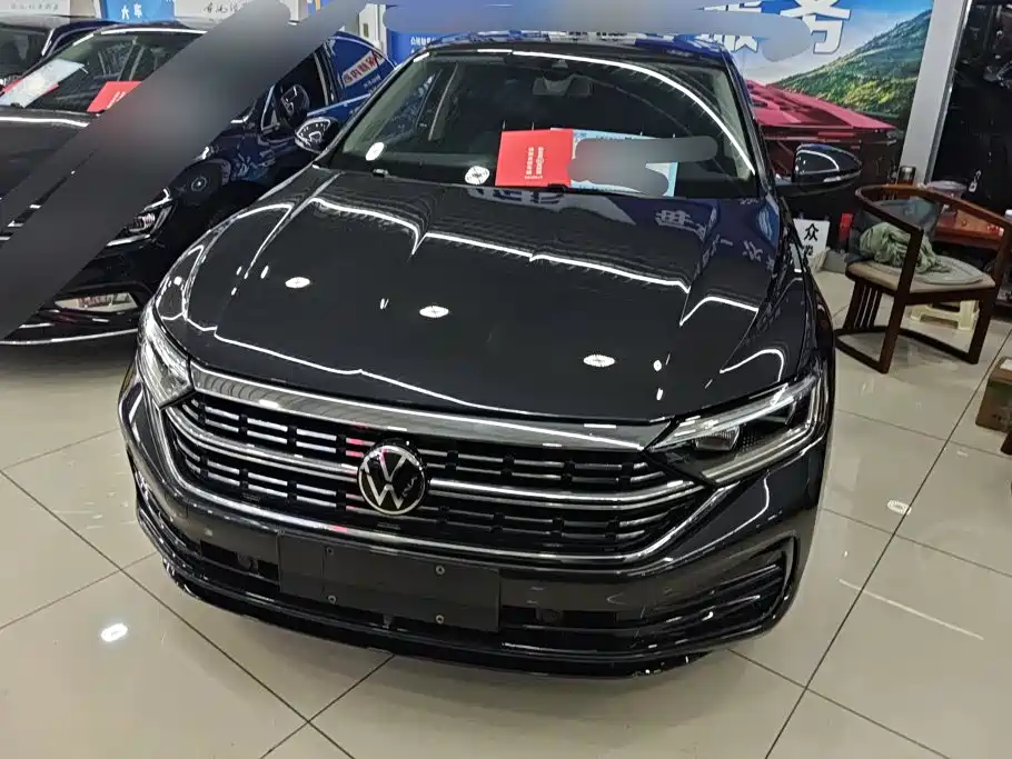 Volkswagen Sagitar 2023
