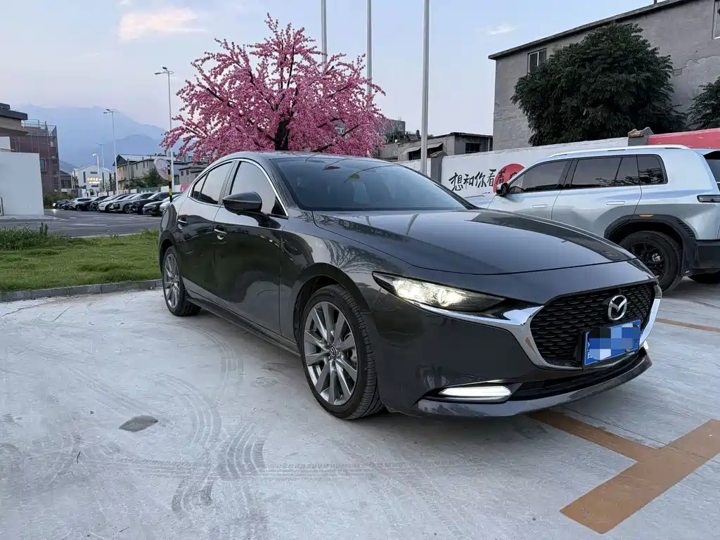 Mazda 3 Angkesela 2022