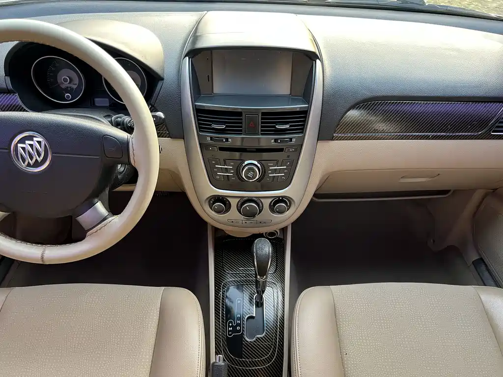 Buick Excelle 2015 — фото 20
