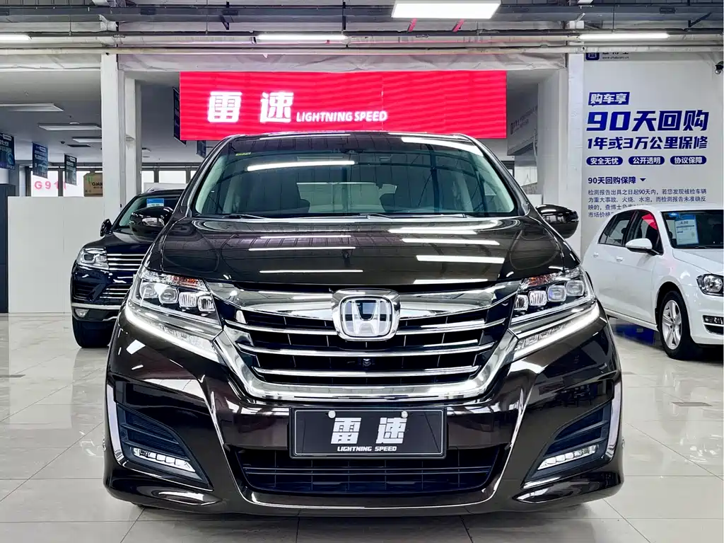 Honda Elysion 2018 — фото 2