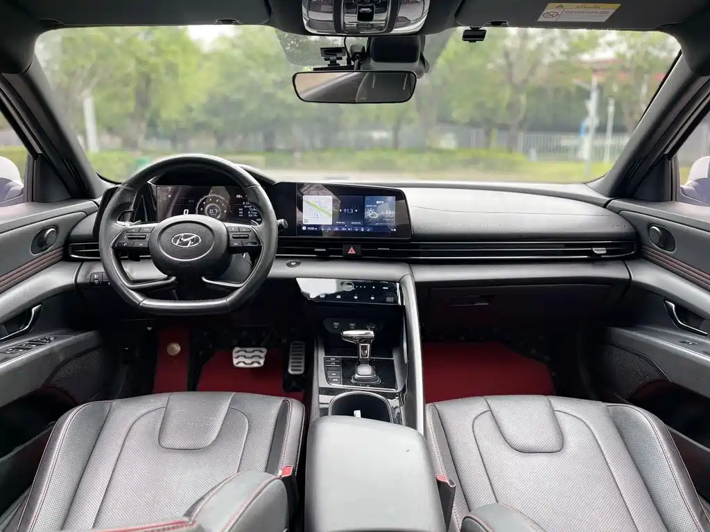 Hyundai Elantra 2021