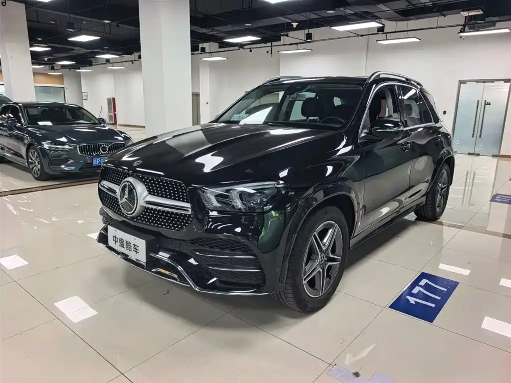 Mercedes-Benz GLE 2020 — фото 1