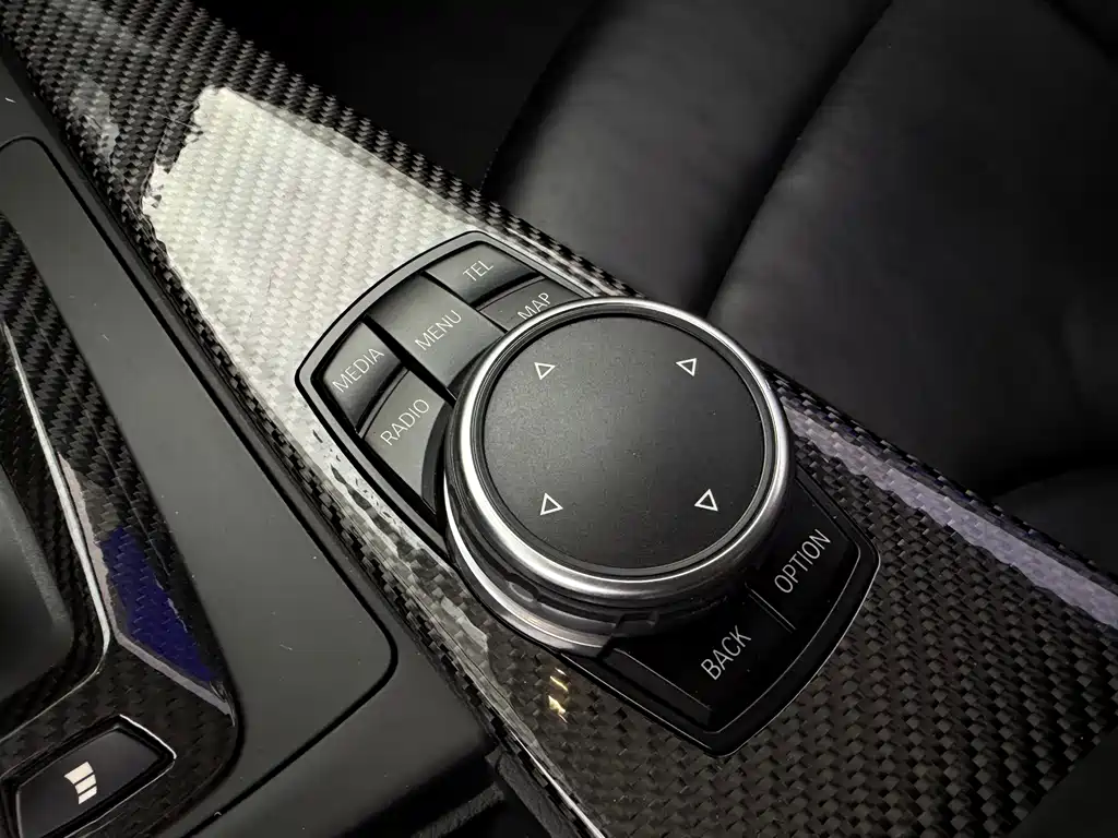BMW M4 2016 — фото 18