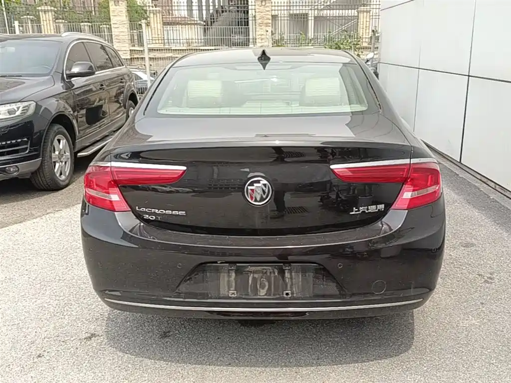 Buick LaCrosse 2017 — фото 6